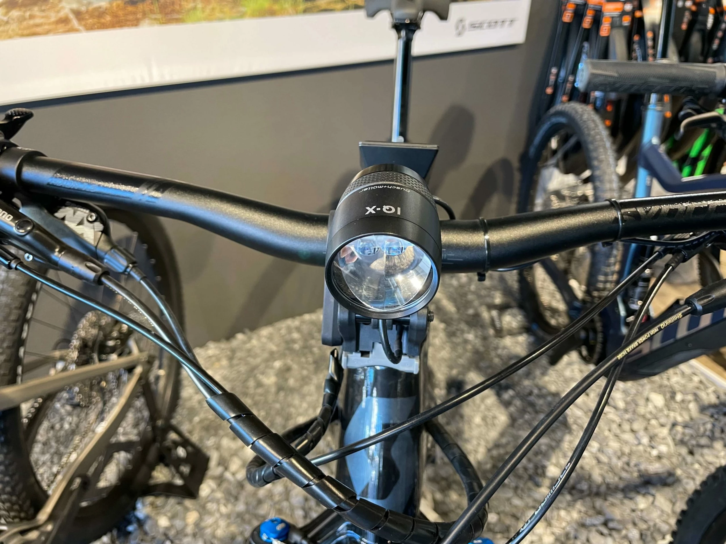 Monkeylink Salg 40 Monkeylink Salg -Monkeylink Salg Velolounge Lichtsystem1 scaled 1